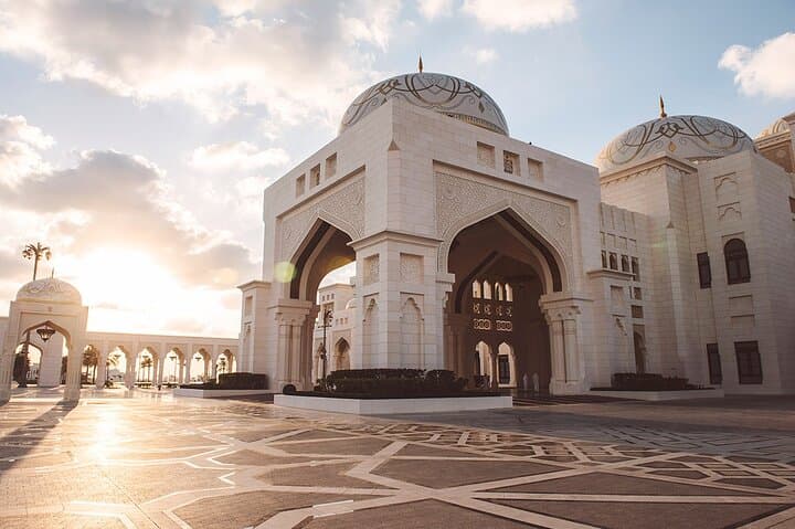 Qasr Al Watan & Sheikh Zayed Mosque Combo: Abu Dhabi Cultural Day Tour photo 5