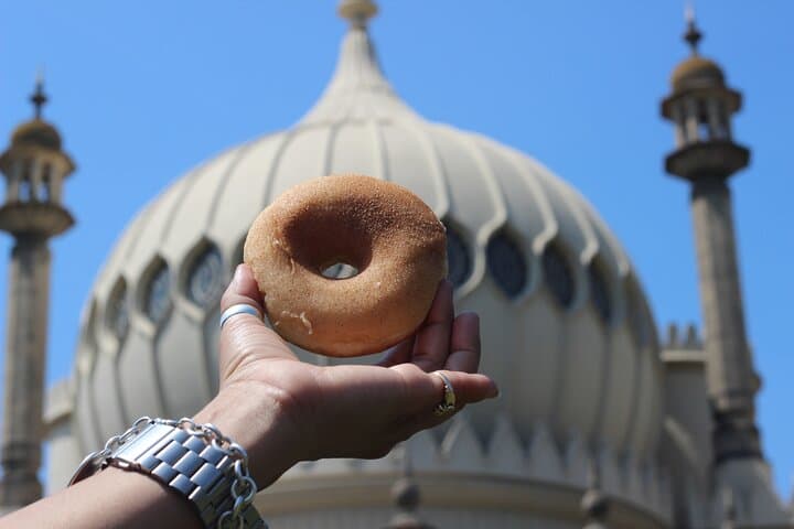 Brighton Donut Walking Tour: Lanes, Pier & Artisan Treats photo 4