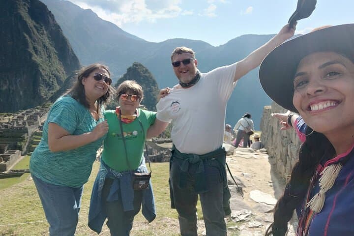 Family-Friendly Private Guided Visit to Machu Picchu: A Hands-On Day at the Citadel photo 5