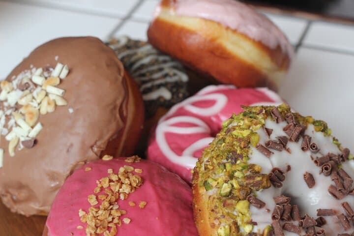 Edinburgh Donut & Pastry Walking Tour — Underground Donut Tour Guide photo 3
