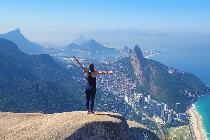 Pedra da Gávea Hike and Summit: 8-Hour Tijuca Forest Climb to Rio’s Ocean Monolith