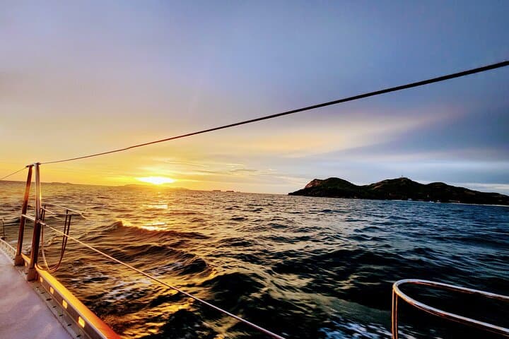 Pattaya Baliblue Sunset Yacht Cruise: Party, Music & Sunset Views from Bali Hai Pier photo 2