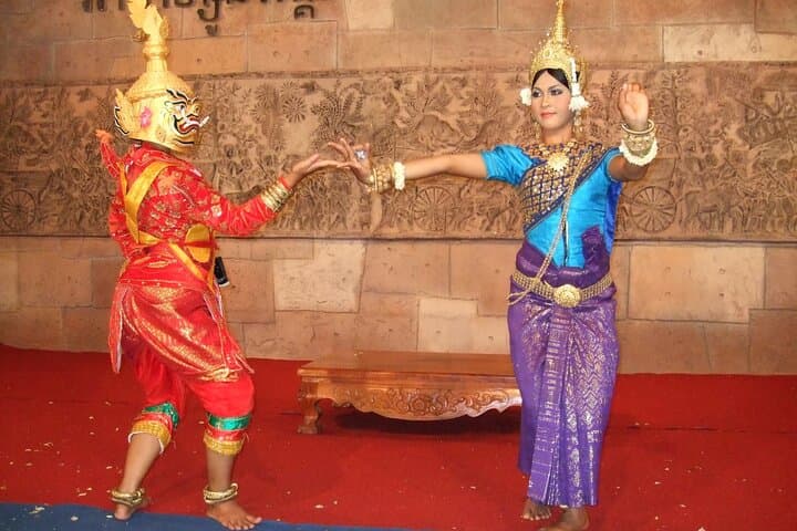 Apsara Dance & Buffet in Siem Reap: Nightly Khmer Performance with Tuk-Tuk Pickup photo 3