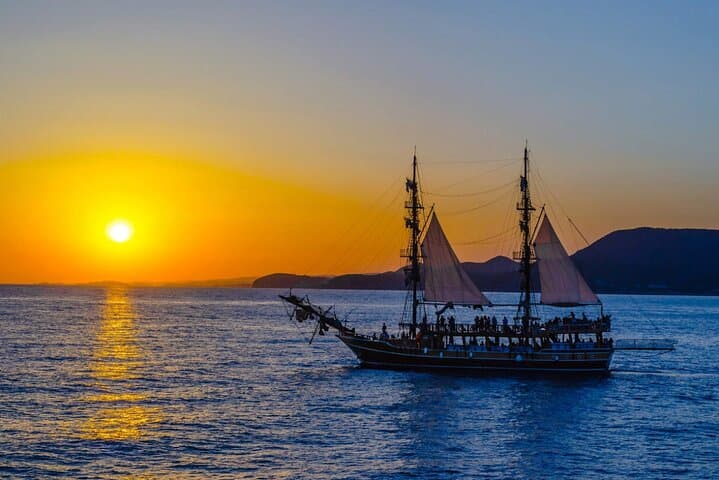 Alanya Sunset Pirate Boat Cruise with BBQ Dinner and Cave Swim photo 4