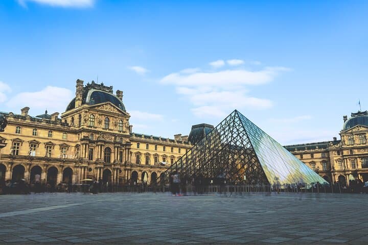 Private Paris Car Tour: Personalized Sightseeing with Driver-Guide photo 6
