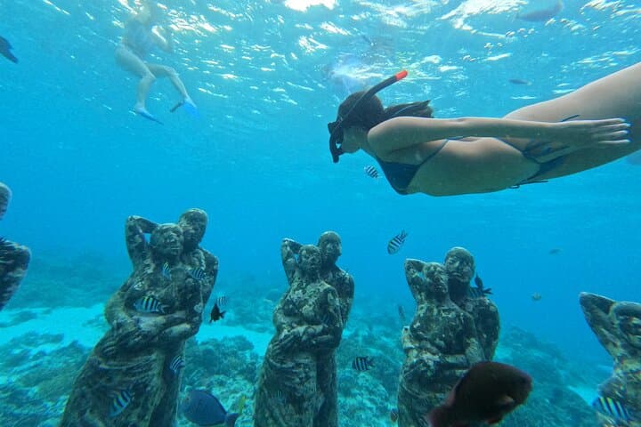 Gili Trawangan 3-Island Snorkel: Turtle Point, Statue & Blue Coral photo 3