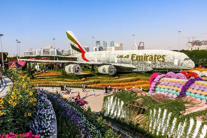 Explore Dubai Miracle Garden: Tickets, Transfers & Visitor Guide photo 4