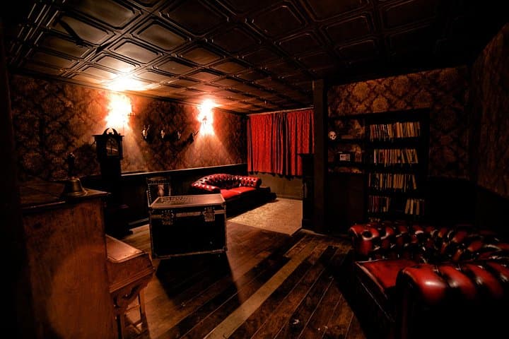 Demon's Curse Escape Room at moviESCAPE Stockport — Haunted House II Experience