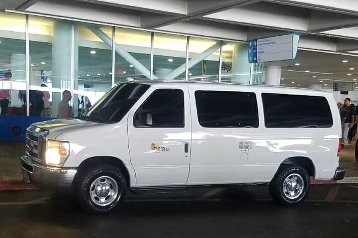 Private Transfer from Portland Port to Bournemouth Airport (BOH) — Door-to-Door Comfort