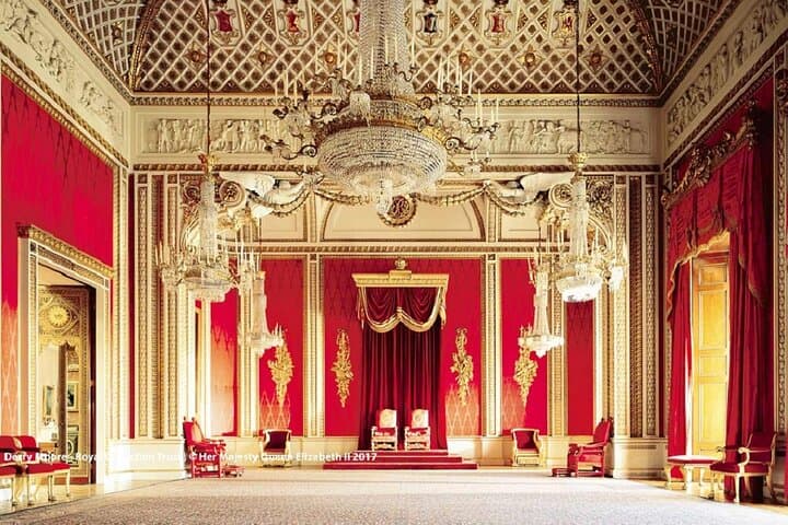 Inside Buckingham Palace: Guided State Apartments Tour & Royal London Walk