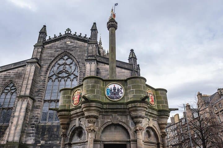 Private Edinburgh Walking Tour: Royal Mile, St Giles Cathedral & Greyfriars photo 4