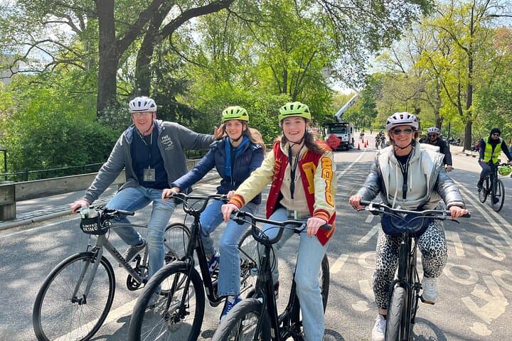 Private Central Park Bike Tour: 2-Hour Guided Ride Through Manhattan's Green Core photo 3