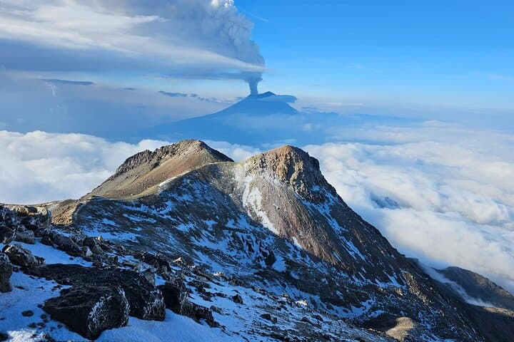 Conquer Mexico's Highest Peaks: 7-Day Malinche, Iztaccíhuatl & Pico de Orizaba Expedition