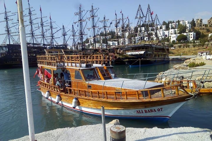 Half-Day Fishing Tour in Alanya — Mediterranean Boat Trip photo 1