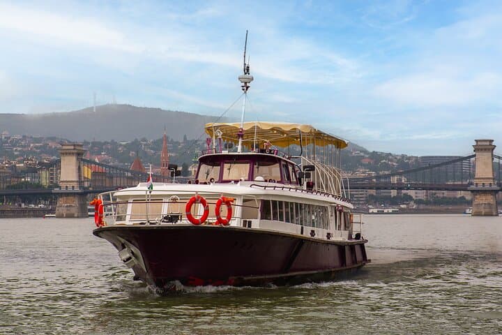 Budapest Danube Sightseeing Cruise: 60-Minute Audio-Guided Panorama of the City photo 6