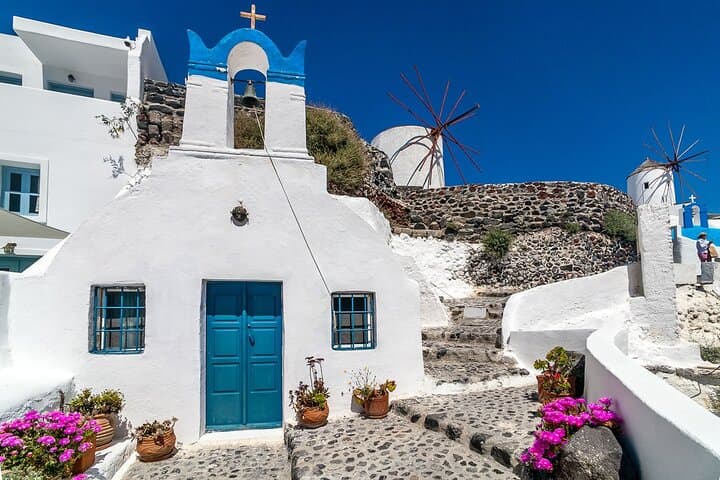 Santorini SUV Highlights Private Tour: Oia, Imerovigli & Winery Tasting photo 3
