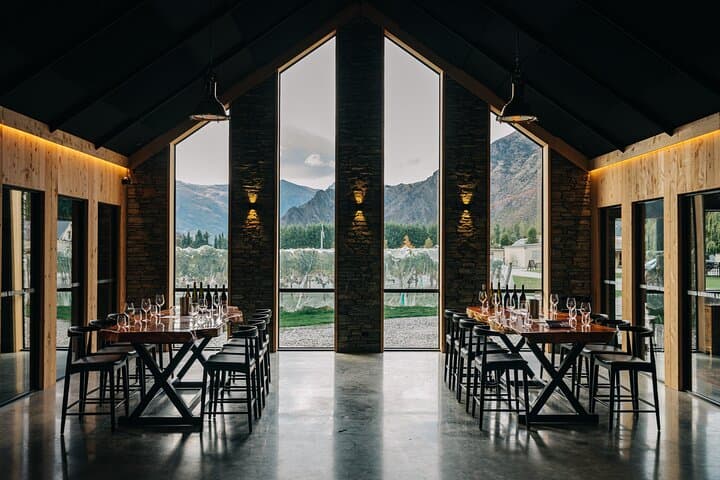 Wild Irishman Wine Tasting at Kinross Winery — Gibbston Valley Pinot & Regional Flavors photo 4