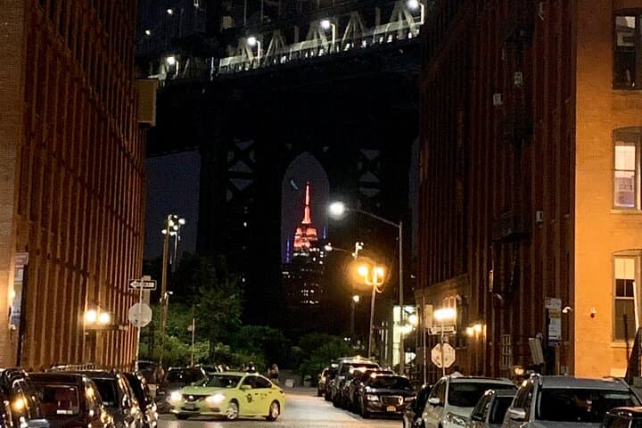 New York After Dark: Private Night Tour Up to 5 Guests photo 2