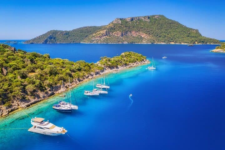 12 Islands Boat Tour from Fethiye — Grilled Lunch & Turquoise Bays
