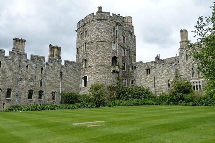 Private Windsor Castle Tour with Fast-Track Entry — St George's Chapel & State Apartments photo 4