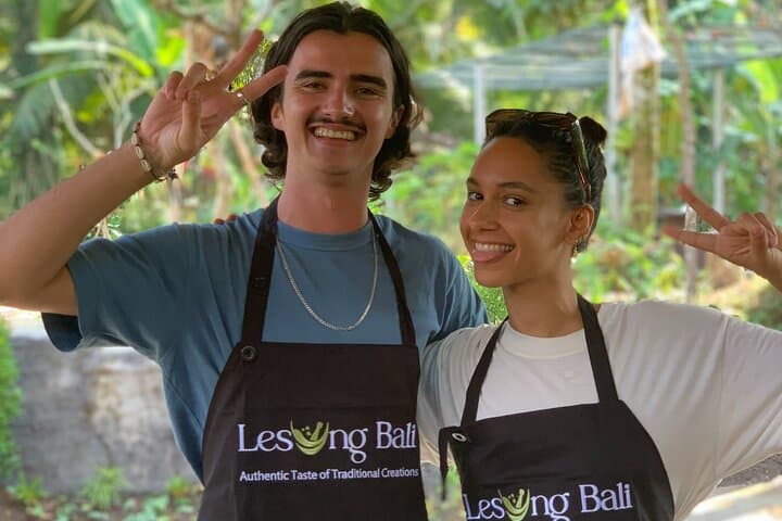 Authentic Balinese Cooking Class in Ubud: Market Tour, Monkey Forest & Tegenungan Waterfall photo 2