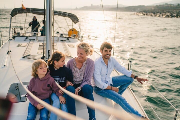 Lisbon Alfama Tapas Tour & Sunset Sailing on the Tagus photo 3