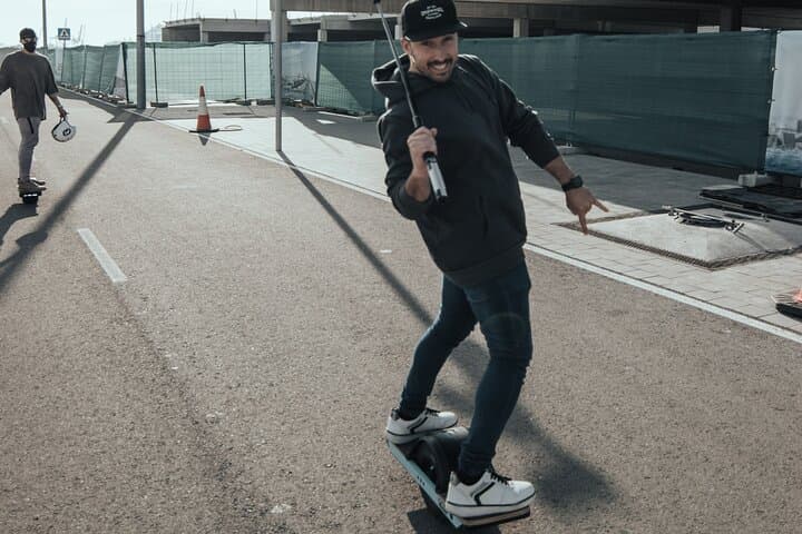 Onewheel Glides at Port Olímpic: Barcelona Boardwalk Ride photo 4