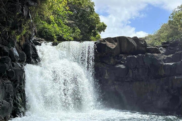 East Coast Catamaran BBQ to Île aux Cerf & GRSE Waterfall: Full-Day Snorkel and Beach Trip photo 2