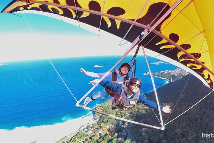 Hang Gliding Over Rio de Janeiro: Pedra Bonita Launch to São Conrado Beach photo 1