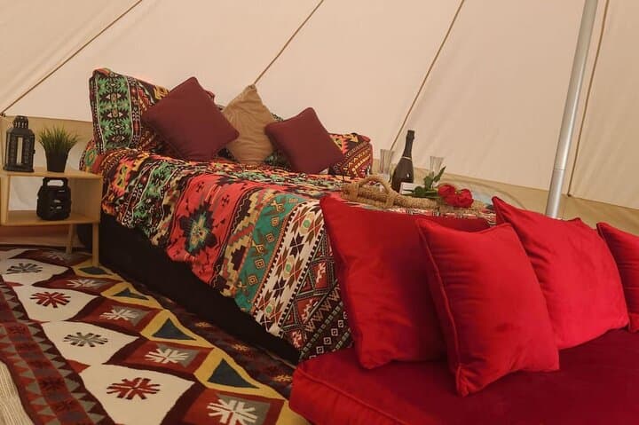 Private Luxury Picnic at Markham Park — Romantic Outdoor Experience Near Fort Lauderdale photo 6