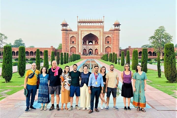 Private Tour Guide for the Taj Mahal & Agra Fort — Practical 3–5 Hour Visit photo 6