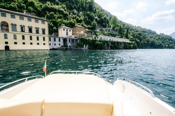 Private 3-Hour Cranchi Cruise on Lake Como: Villas, Swim & Prosecco photo 4