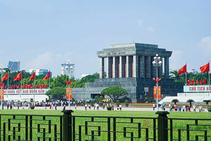 One-Day Hanoi Highlights: Guided City Tour with Local Lunch