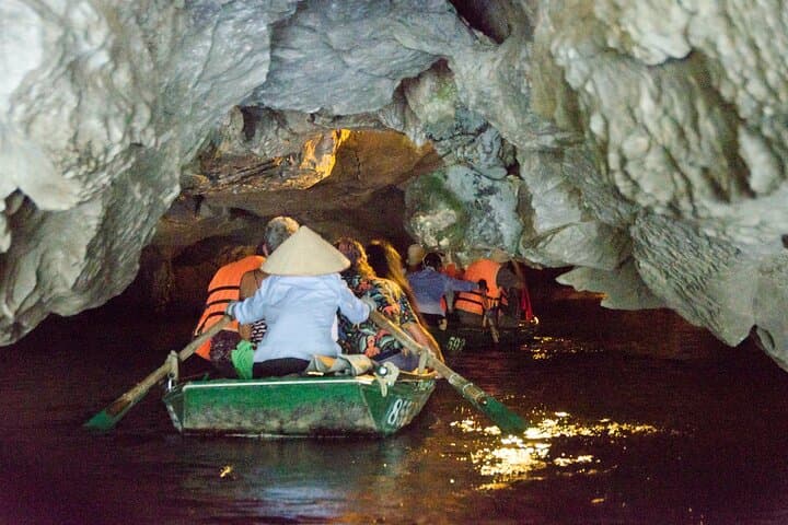 Ninh Binh Luxury Day Tour from Hanoi — Trang An, Hoa Lu & Countryside photo 6