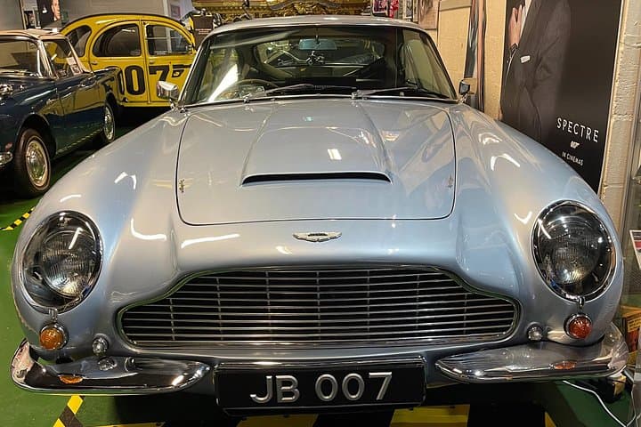 James Bond Highlands Tour: Glencoe, Glen Etive & Iconic Bond Cars