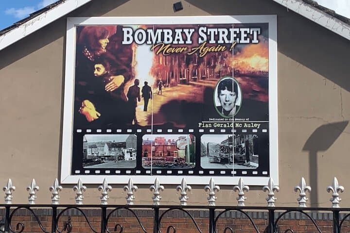 Belfast Mural and City 4-Hour Political History Tour photo 2