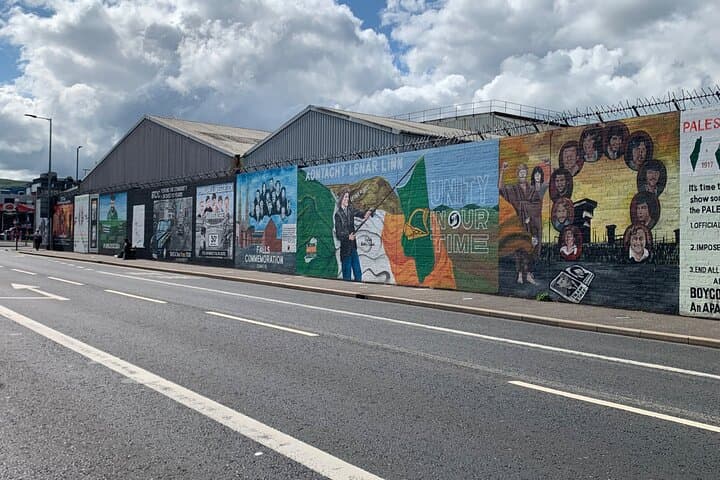 Belfast Mural and City 4-Hour Political History Tour photo 4