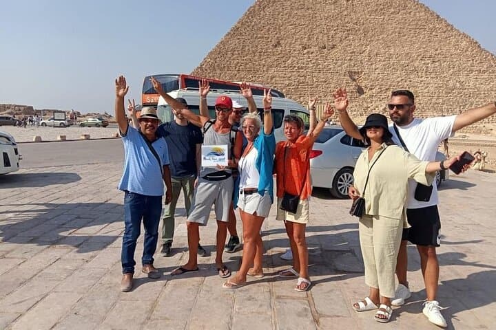 Cairo Day Trip from El Sokhna: Egyptian Museum, Nile Stroll & Giza Pyramids in One Day