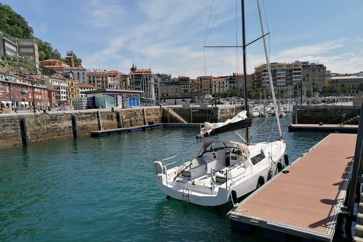 Sunset Sail in La Concha — 2-Hour Private San Sebastián Boat Tour photo 5