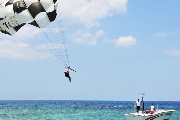 Montego Bay Parasailing, Jet Ski & Sea Tubing Private Tour — Soar, Speed and Splash photo 3