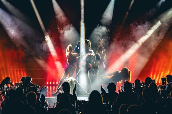 Viva Decades Rewind Blackpool — 80s, 90s & Now Vegas-Style Cabaret photo 5