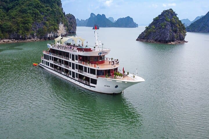 6-Day Private Fansipan Trek and 5-Star Ha Long Bay Cruise photo 2