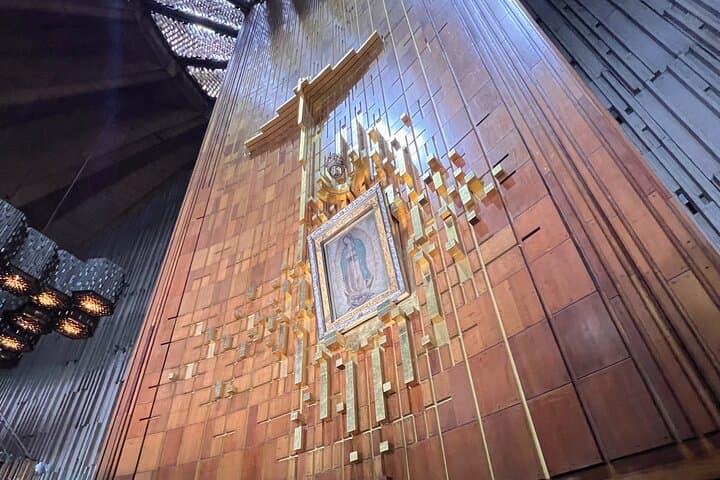 Private Tour of the Basilica of Guadalupe and Tepeyac Hill, Mexico City