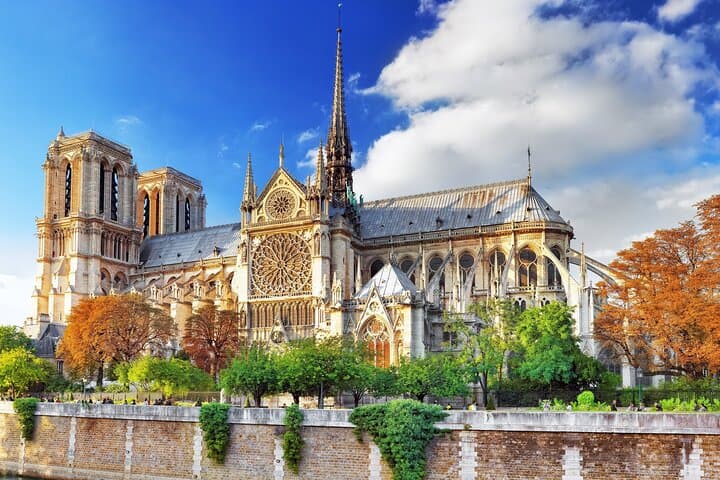 Private Paris Car Tour: Personalized Sightseeing with Driver-Guide