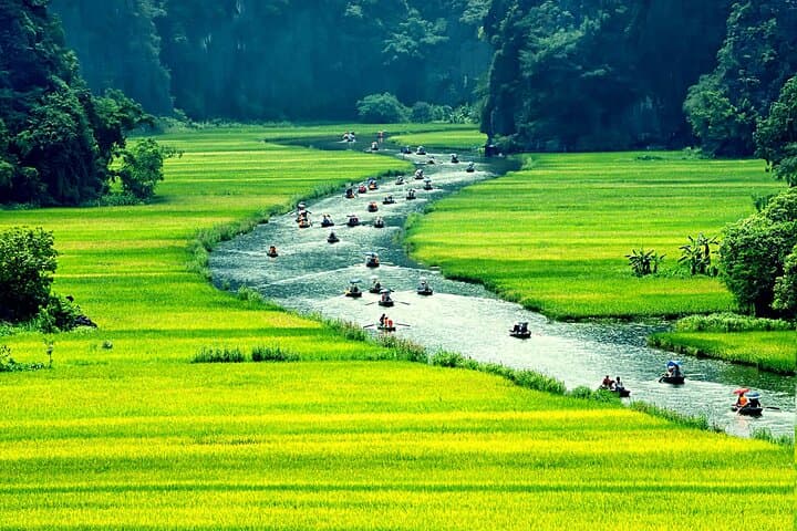 Vietnam Hidden Treasures: 9-Day Off-the-Beaten-Path Adventure photo 6