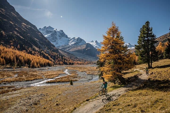 eBike to Lac Vert: Chamonix Valley Mountain Lake Tour photo 2