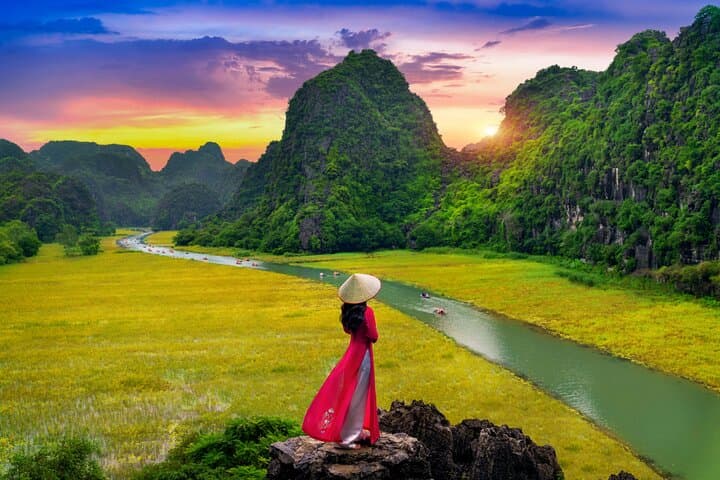 Vietnam Delights: 10-Day North-to-South Cultural & Nature Tour