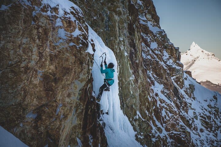Full Day Ice Climbing Adventure in Ushuaia: Explore Tierra del Fuego’s Frozen Waterfalls photo 5