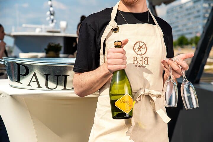 Budapest Night Cruise: Unlimited Prosecco, Beer & Aperol Spritz on the Danube photo 6