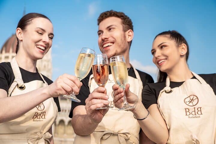 Budapest Night Cruise: Unlimited Prosecco, Beer & Aperol Spritz on the Danube photo 5